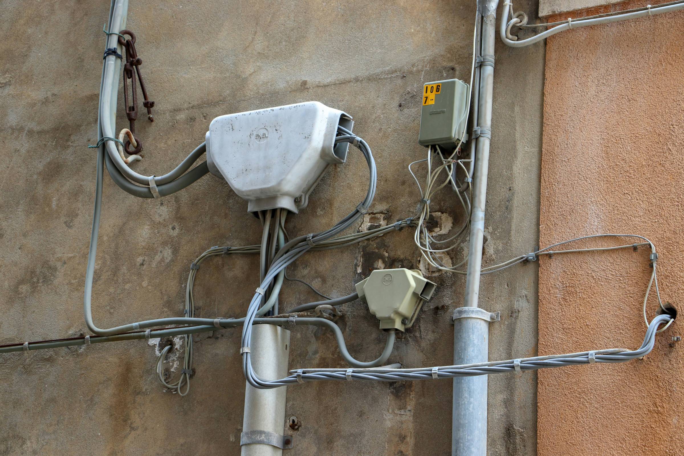 Service - Elektroinštalácie